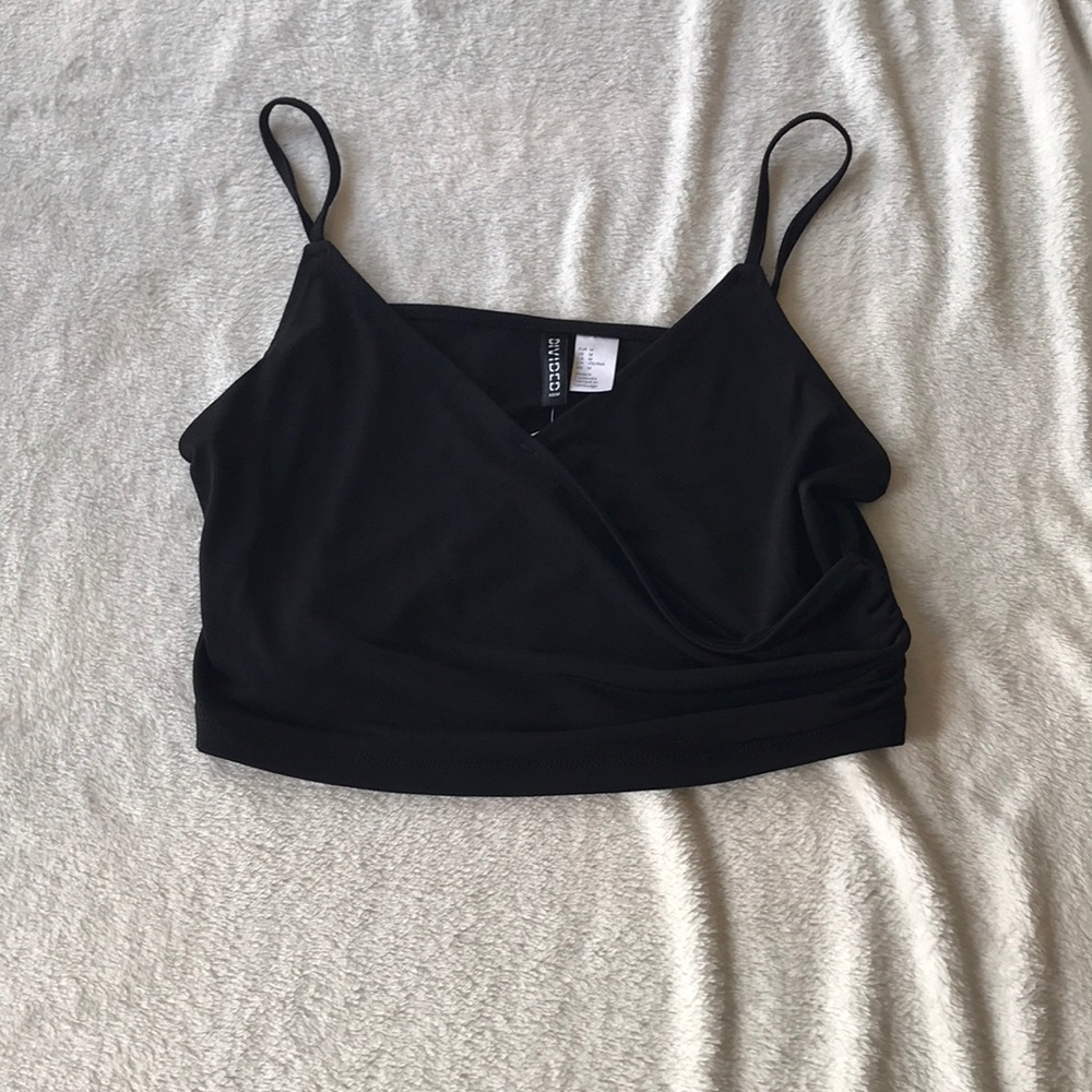 Black crop top